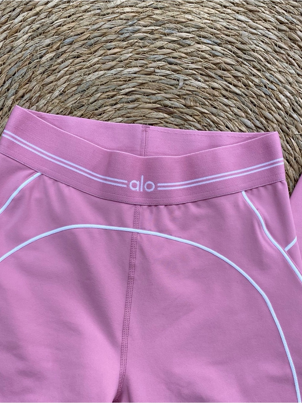 Alo Pink Seam Detail Sports Bra & Legging Set - Picture 4 of 10